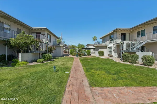 $309,000 | 4142 East Calle Redonda, Unit 62, Phoenix, AZ 85018