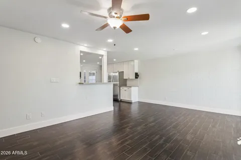 $319,000 | 4142 East Calle Redonda, Unit 62, Phoenix, AZ 85018