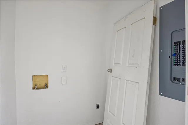 $200,000 | 4628 Burton Avenue, Fort Worth, TX 76105