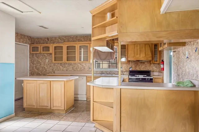 $200,000 | 4628 Burton Avenue, Fort Worth, TX 76105