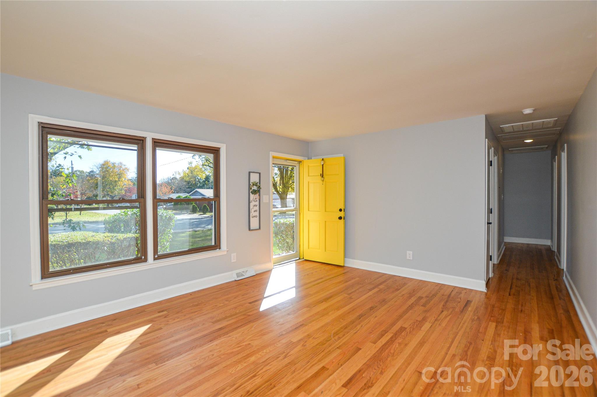 9313 Trinity Road Charlotte, NC 28216 - Photo 6 of 37 Gallery Image 6