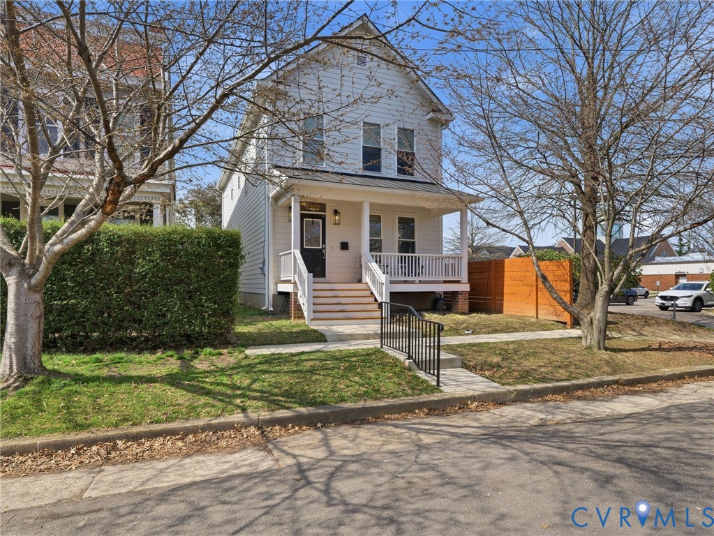 1202 North 34th Street Richmond, VA 23223 - Photo 2 of 36 Traditional style home featuring a front lawn and