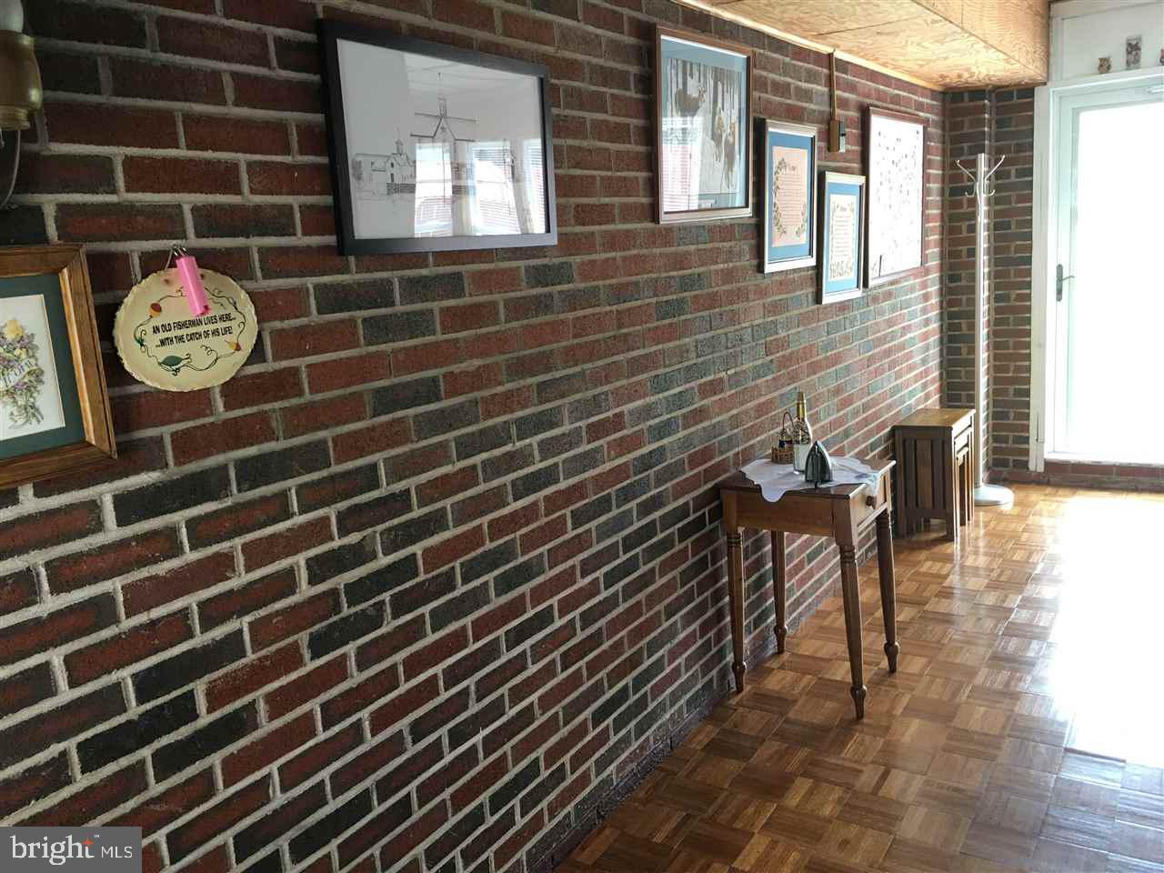 9 Sharon Road Enola, PA 17025 - Photo 7 of 25 Gallery Image 7