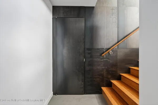 a view of entryway