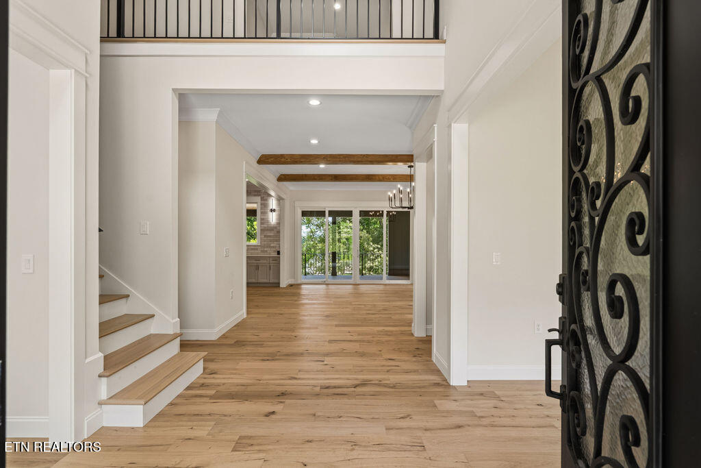 526 River Road Loudon, TN 37774 - Photo 5 of 46 Foyer