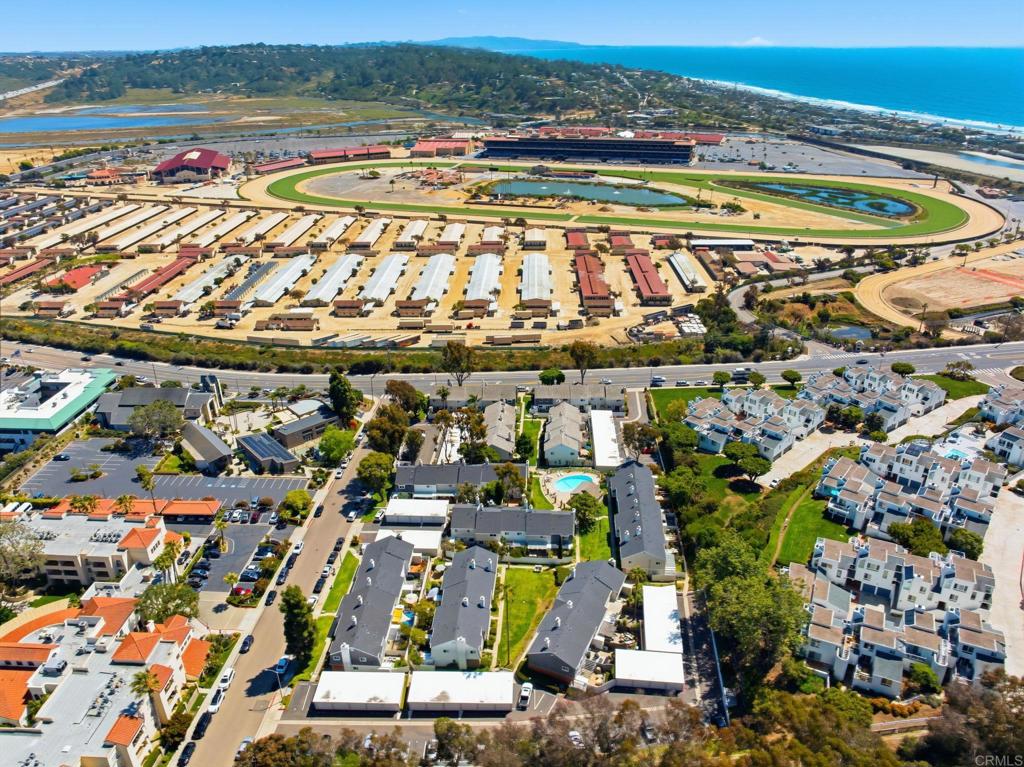 821 Del Mar Downs Road, Unit D Solana Beach, CA 92075 - Photo 27 of 29