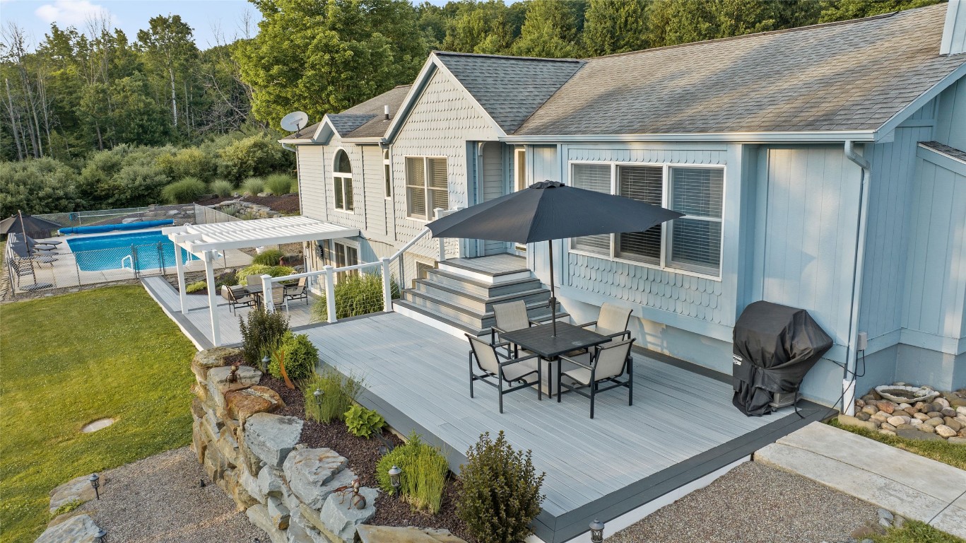 39 Hogan Road Vestal, NY 13850 - Photo 32 of 43 Gallery Image 32