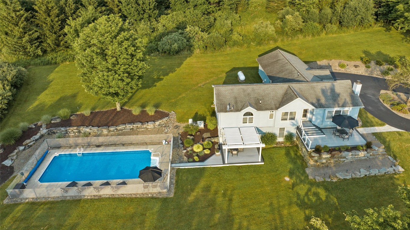 39 Hogan Road Vestal, NY 13850 - Photo 35 of 43 Gallery Image 35