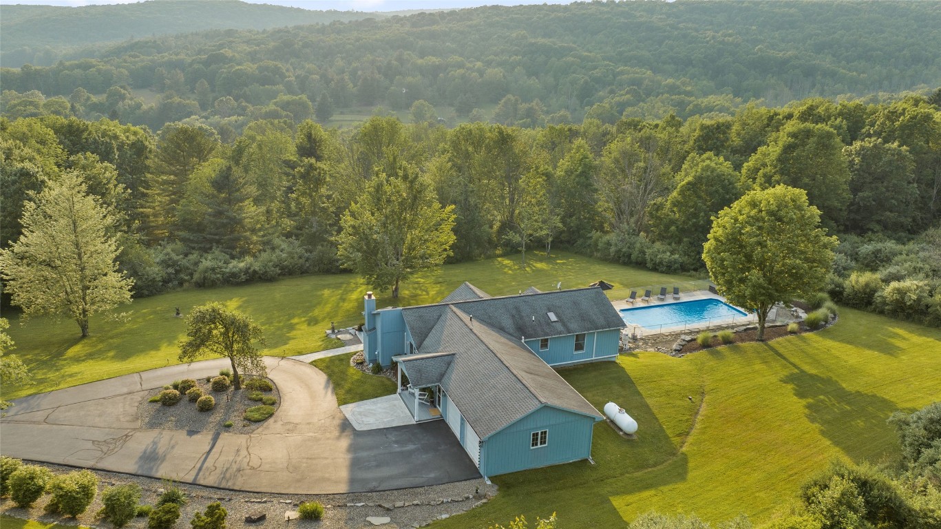 39 Hogan Road Vestal, NY 13850 - Photo 38 of 43 Gallery Image 38
