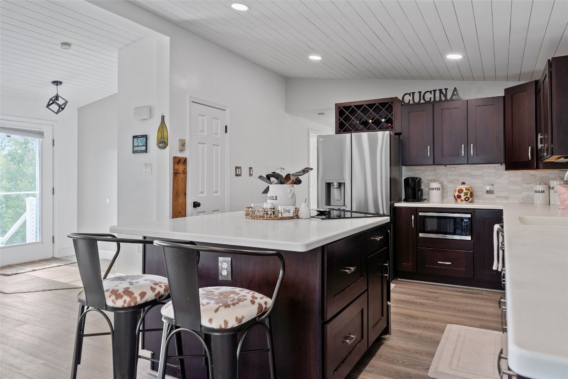 39 Hogan Road Vestal, NY 13850 - Photo 4 of 43 Gallery Image 4