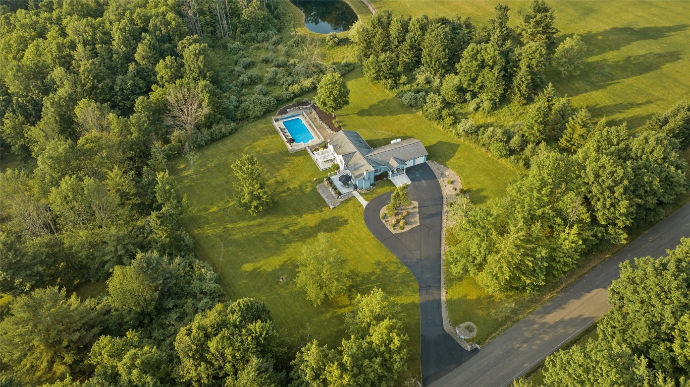 39 Hogan Road Vestal, NY 13850 - Photo 41 of 43 Gallery Image 41