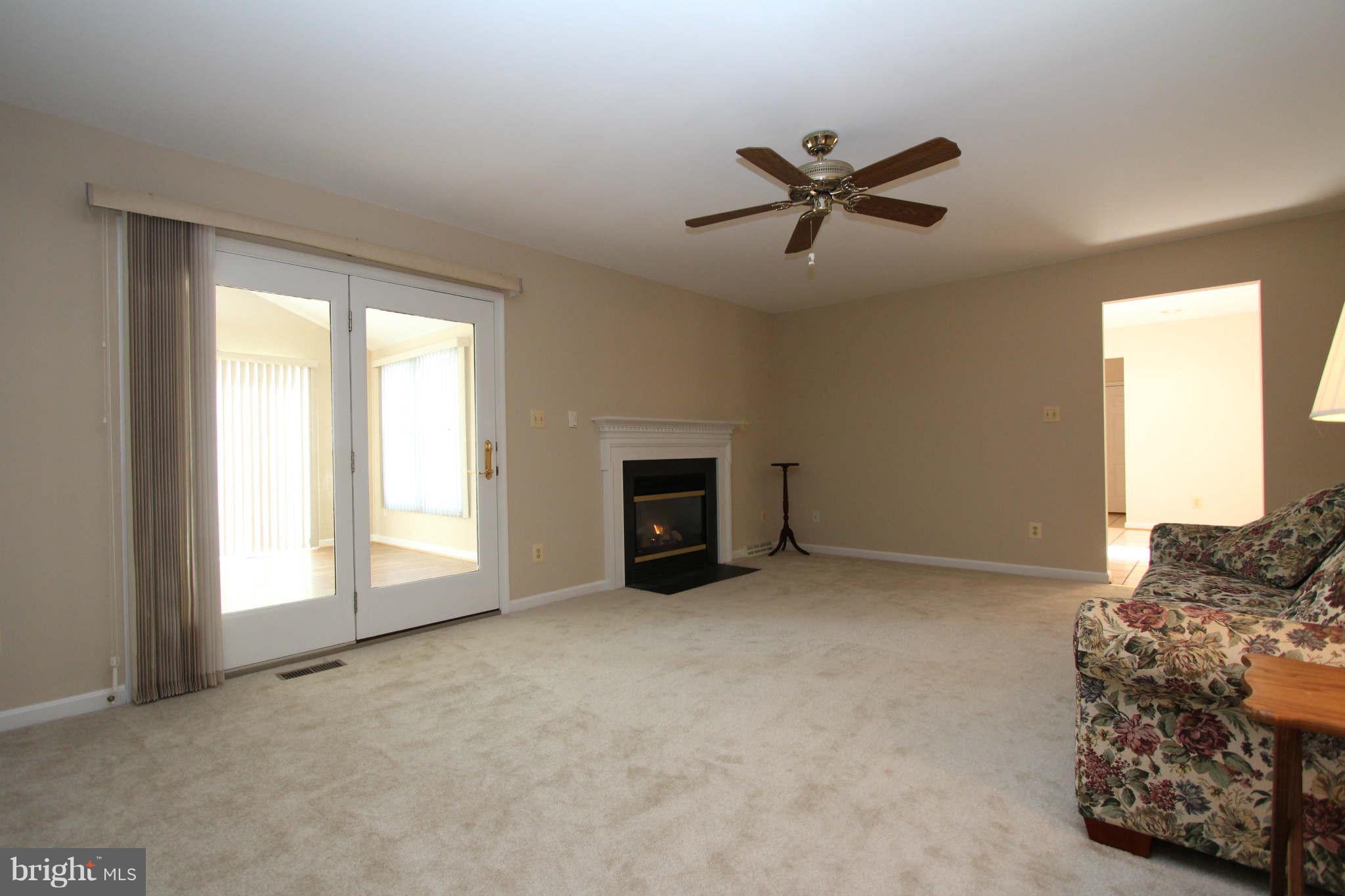 406 Summit Drive Fallston, MD 21047 - Photo 11 of 28 Family Room