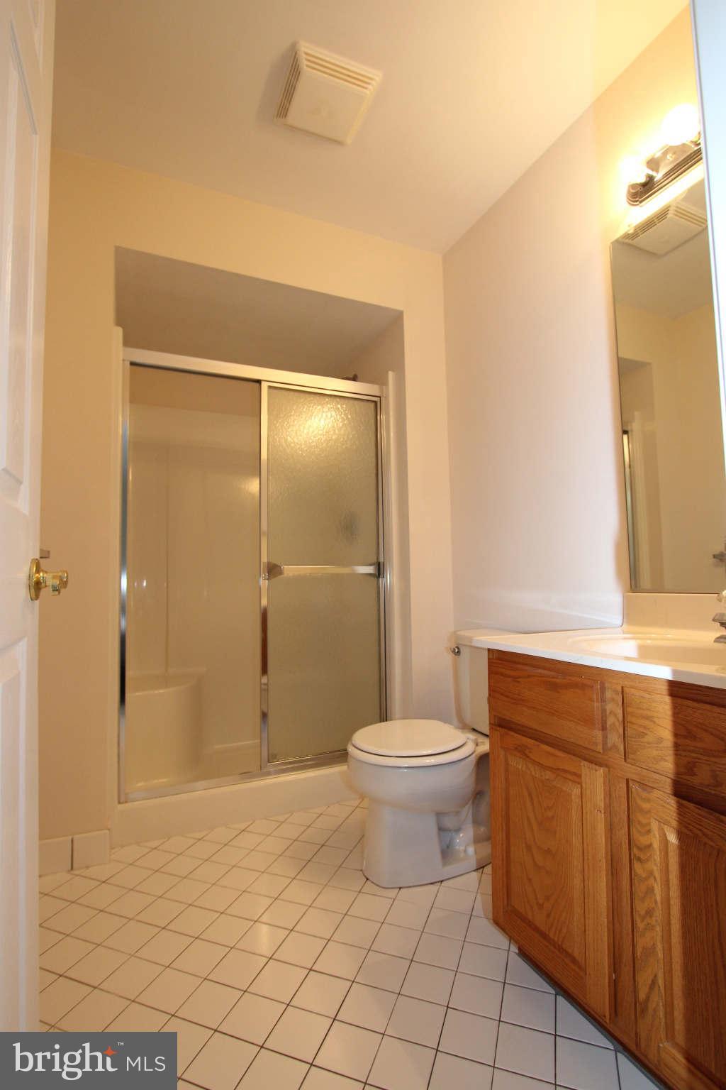 406 Summit Drive Fallston, MD 21047 - Photo 16 of 28 Bath (Master)