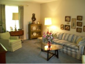 29 Compton Bristol, TN 37620 - Photo 3 of 18 Living Room