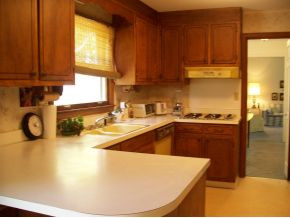 29 Compton Bristol, TN 37620 - Photo 6 of 18 Kitchen