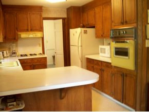 29 Compton Bristol, TN 37620 - Photo 7 of 18 Kitchen