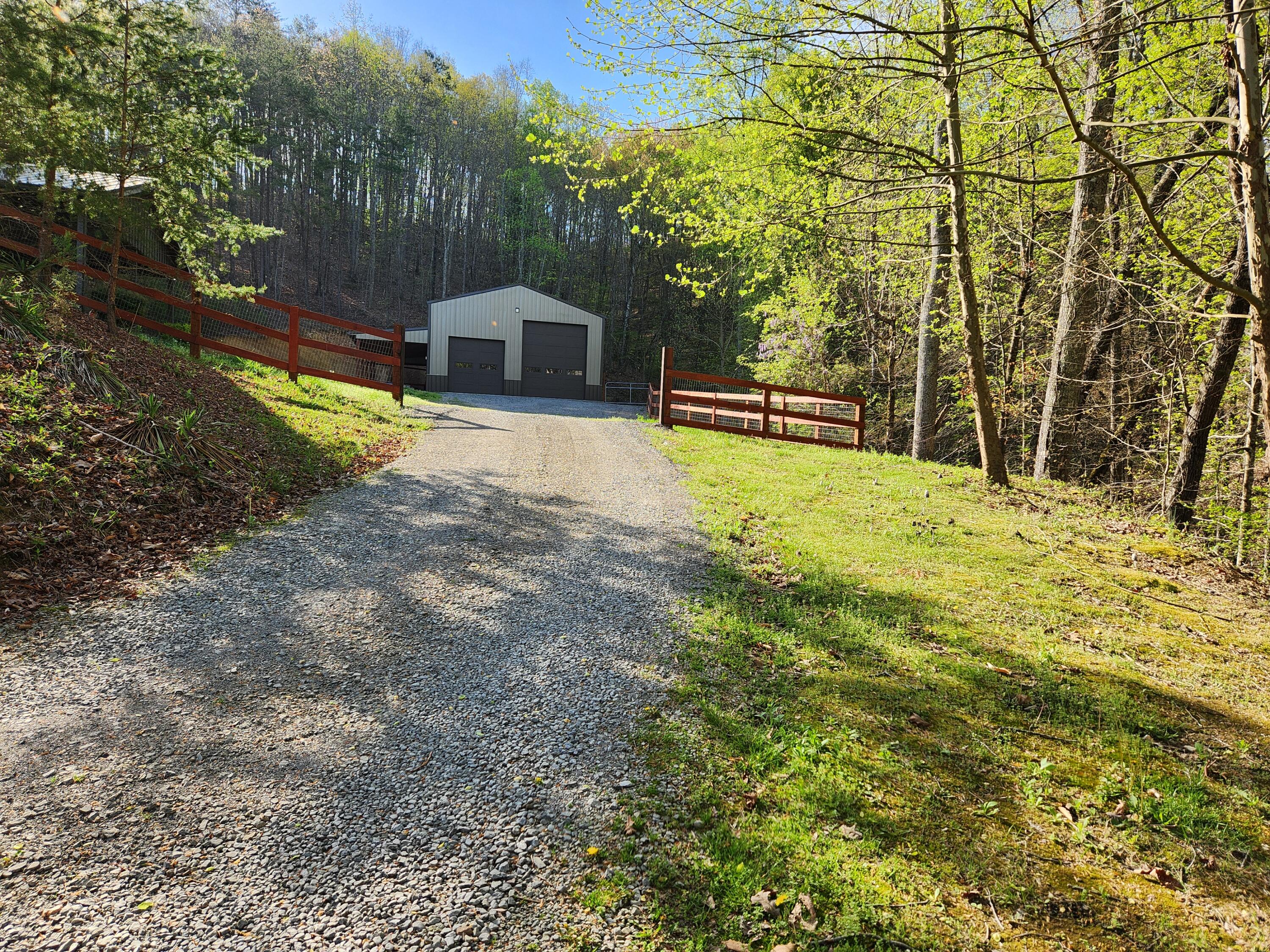 2476 Guinn Narrows Road Decatur, TN 37322 - Photo 60 of 63 20250405_095117 - Copy