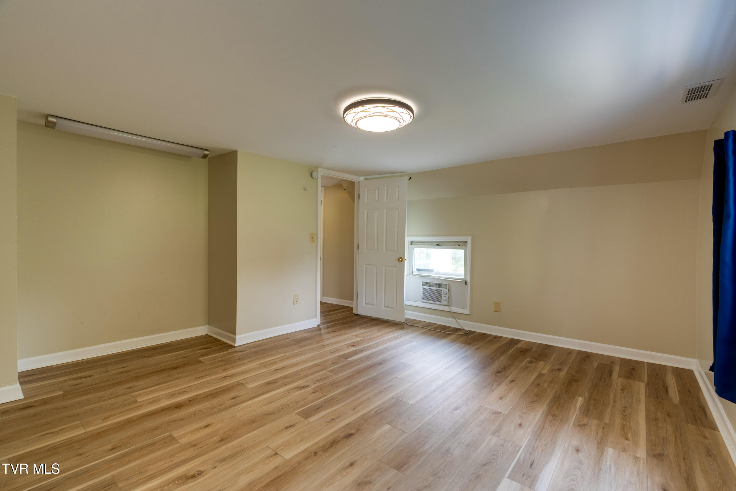 208 Buffalo Road Bluff City, TN 37618 - Photo 40 of 90 041