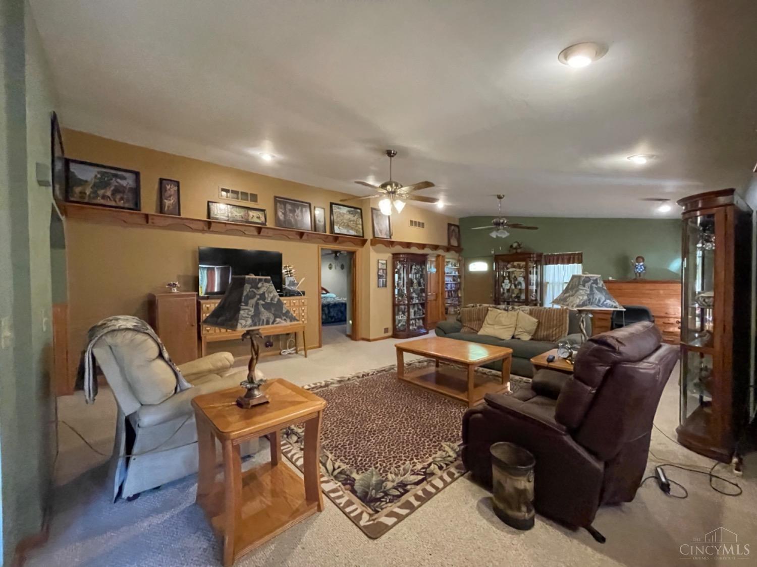 6066 Blue Rock Road Cincinnati, OH 45247 - Photo 14 of 22 Gallery Image 14