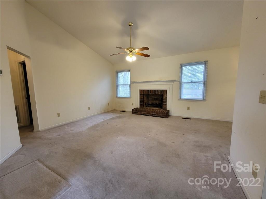 6262 Morehead Road Harrisburg, NC 28075 - Photo 4 of 17 Gallery Image 4