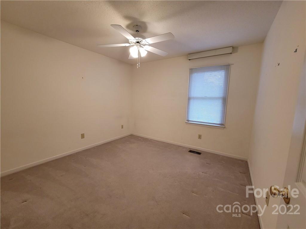 6262 Morehead Road Harrisburg, NC 28075 - Photo 8 of 17 Gallery Image 8