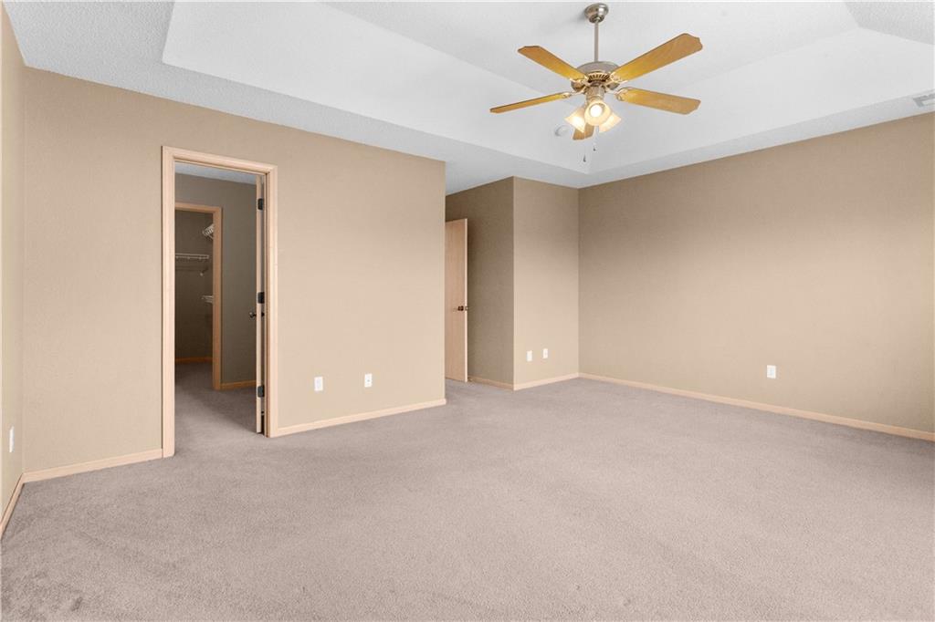 1228 Northwest Hidden Ridge Circle Blue Springs, MO 64015 - Photo 26 of 33