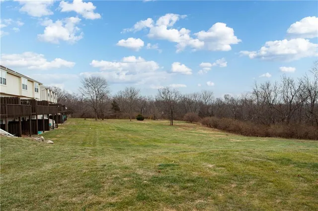 $210,000 | 1228 Northwest Hidden Ridge Circle, Blue Springs, MO 64015