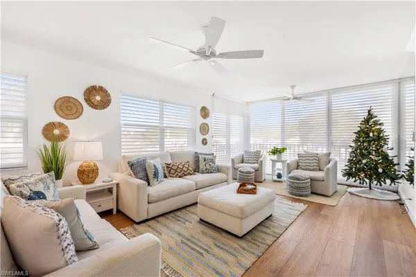 $9,995 | 404 Broad Avenue South, Unit H404, Naples, FL 34102