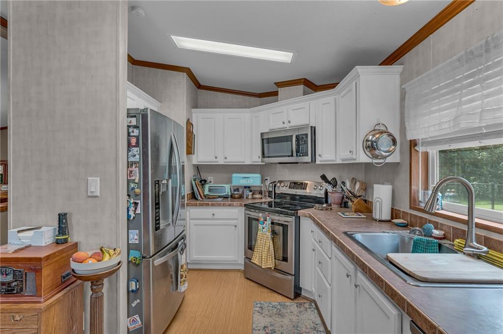 15978 South Lewelling Road Scranton, KS 66537 - Photo 10 of 56 Gallery Image 10