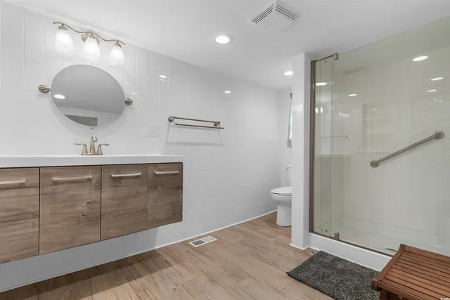 $949,000 | 607 18th Avenue South, North Myrtle Beach, SC 29582