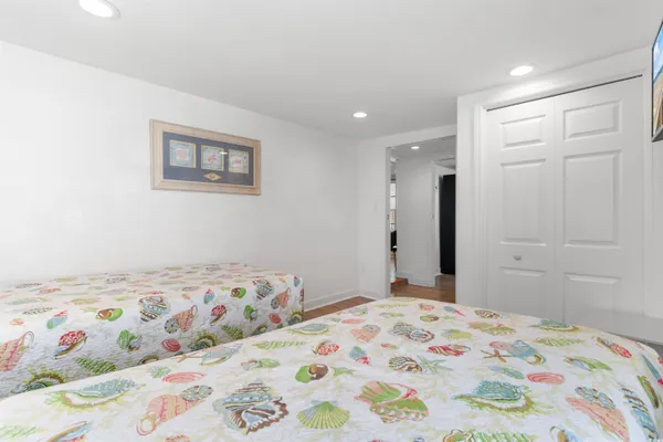 $899,999 | 607 18th Avenue South, North Myrtle Beach, SC 29582