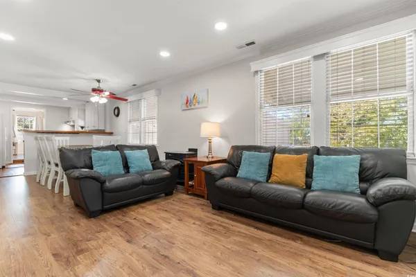 $899,999 | 607 18th Avenue South, North Myrtle Beach, SC 29582