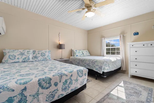 $899,999 | 607 18th Avenue South, North Myrtle Beach, SC 29582