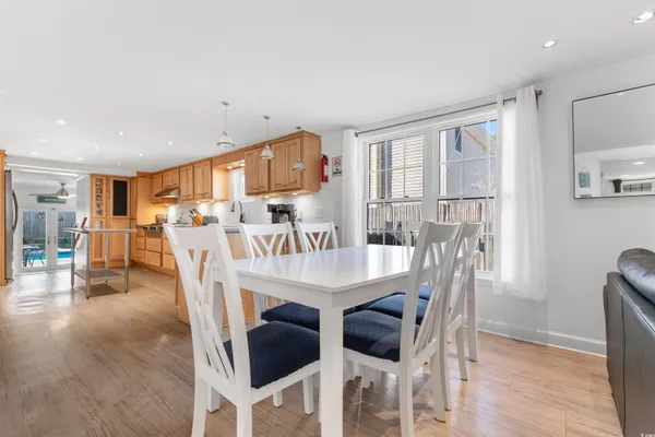 $899,999 | 607 18th Avenue South, North Myrtle Beach, SC 29582