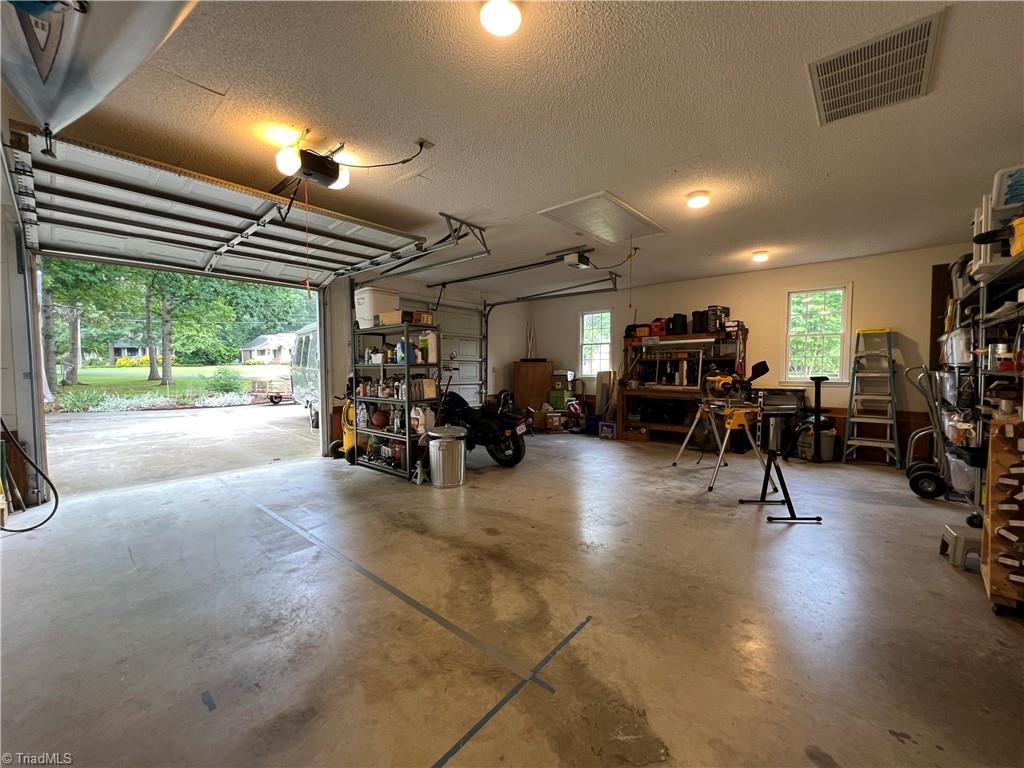 372 Ridgeway Lane Lexington, NC 27295 - Photo 17 of 28 Gallery Image 17