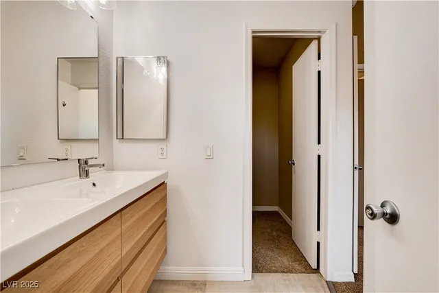 $1,700 | 1661 Cloister Avenue, Henderson, NV 89014