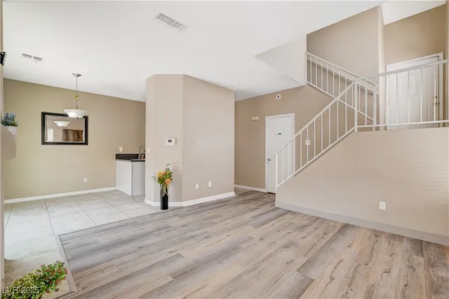 $1,700 | 1661 Cloister Avenue, Henderson, NV 89014