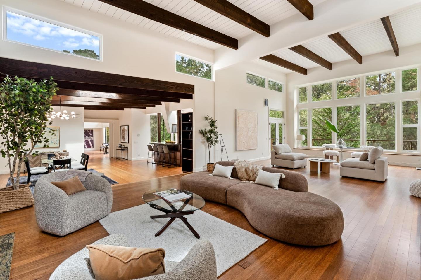 568 Aguajito Road Carmel, CA 93923 - Photo 9 of 60 Gallery Image 9