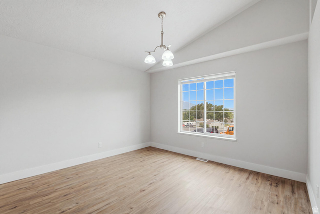 1424 Spring Mountain Road Springville, UT 84663 - Photo 6 of 23