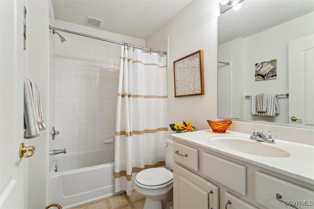 262 Claiborne Drive Williamsburg, VA 23185 - Photo 25 of 49 Full bathroom featuring vanity, shower / tub combo