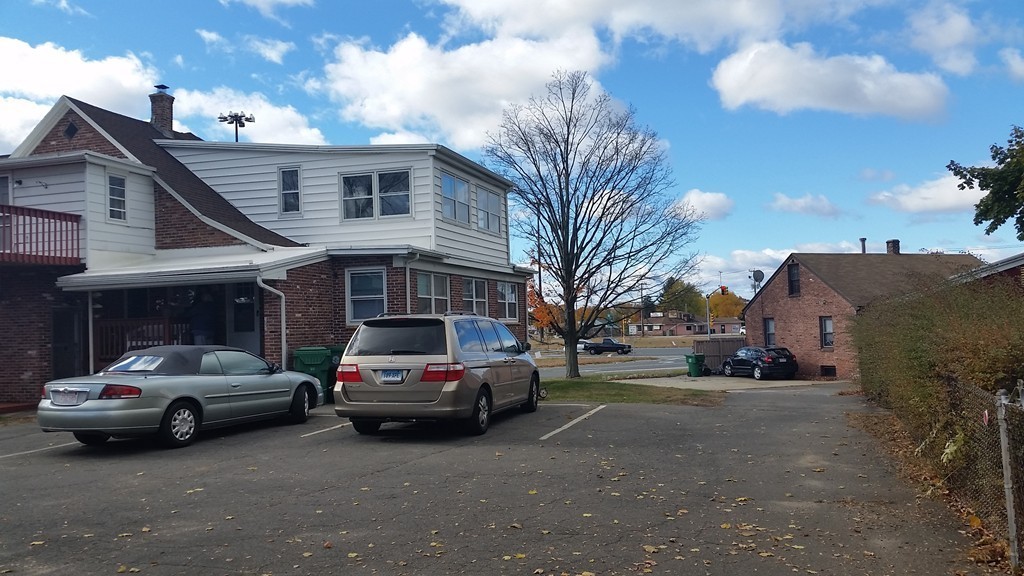 1552 Westover Road Chicopee, MA 01020 - Photo 16 of 16 Gallery Image 16