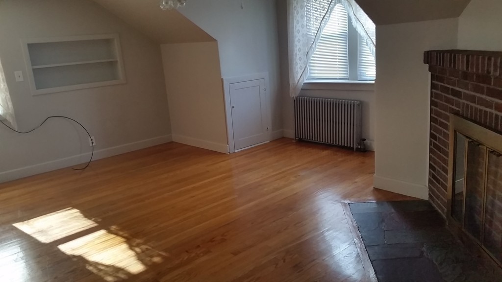 1552 Westover Road Chicopee, MA 01020 - Photo 7 of 16 Gallery Image 7