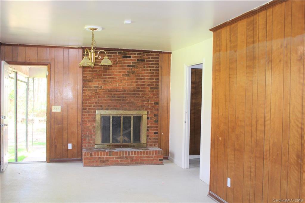 6115 Trysting Road Charlotte, NC 28227 - Photo 6 of 11 Gallery Image 6