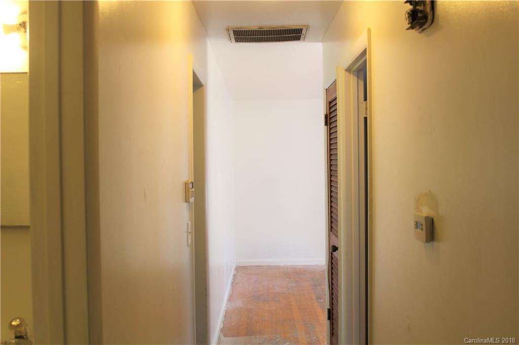6115 Trysting Road Charlotte, NC 28227 - Photo 7 of 11 Gallery Image 7