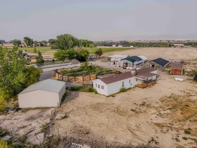 $445,000 | 2405 Mesa Drive, Olathe, CO 81425