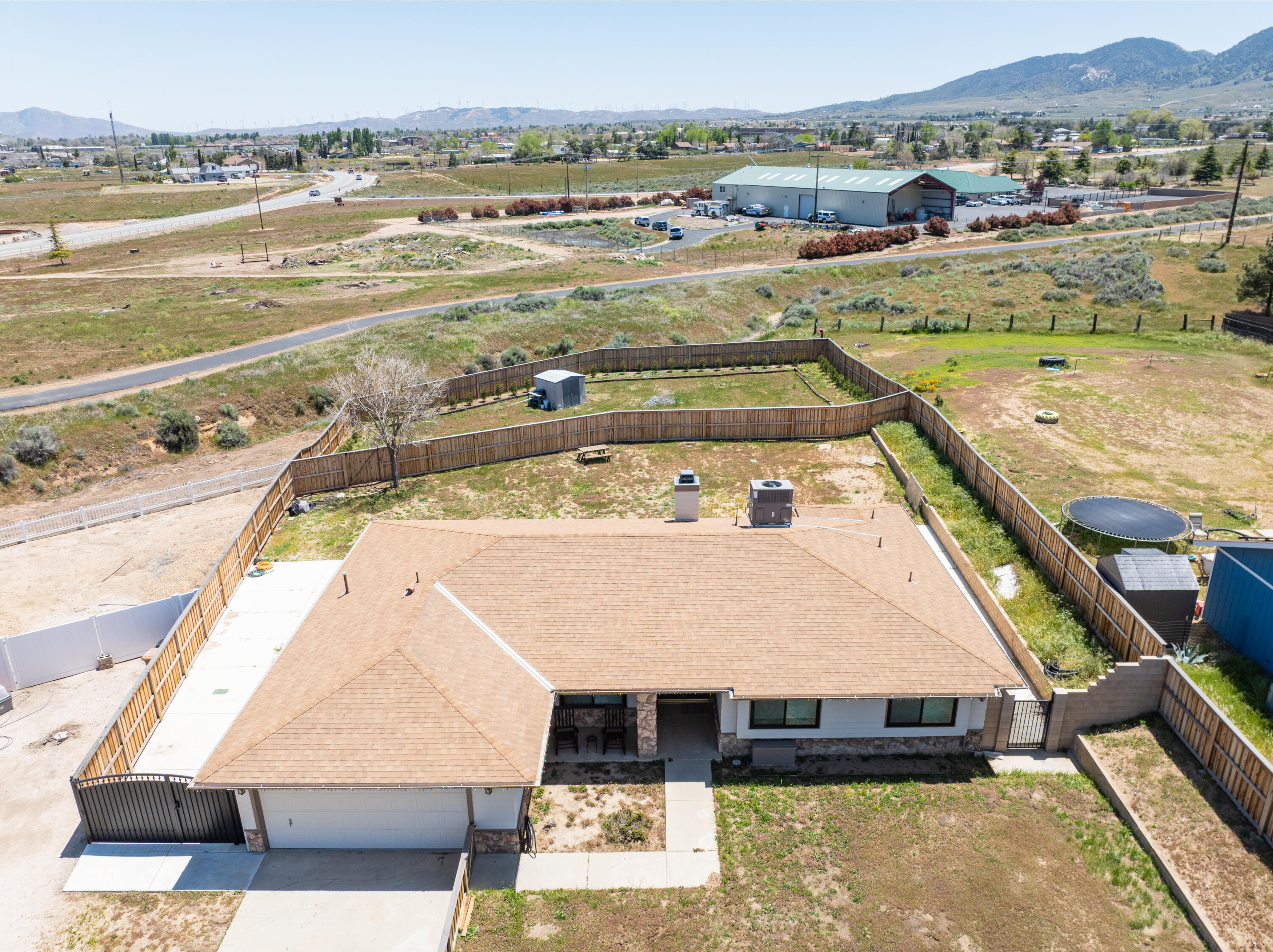 21620 Ginger Court Tehachapi, CA 93561 - Photo 7 of 28 07-DJI_0051-HDR