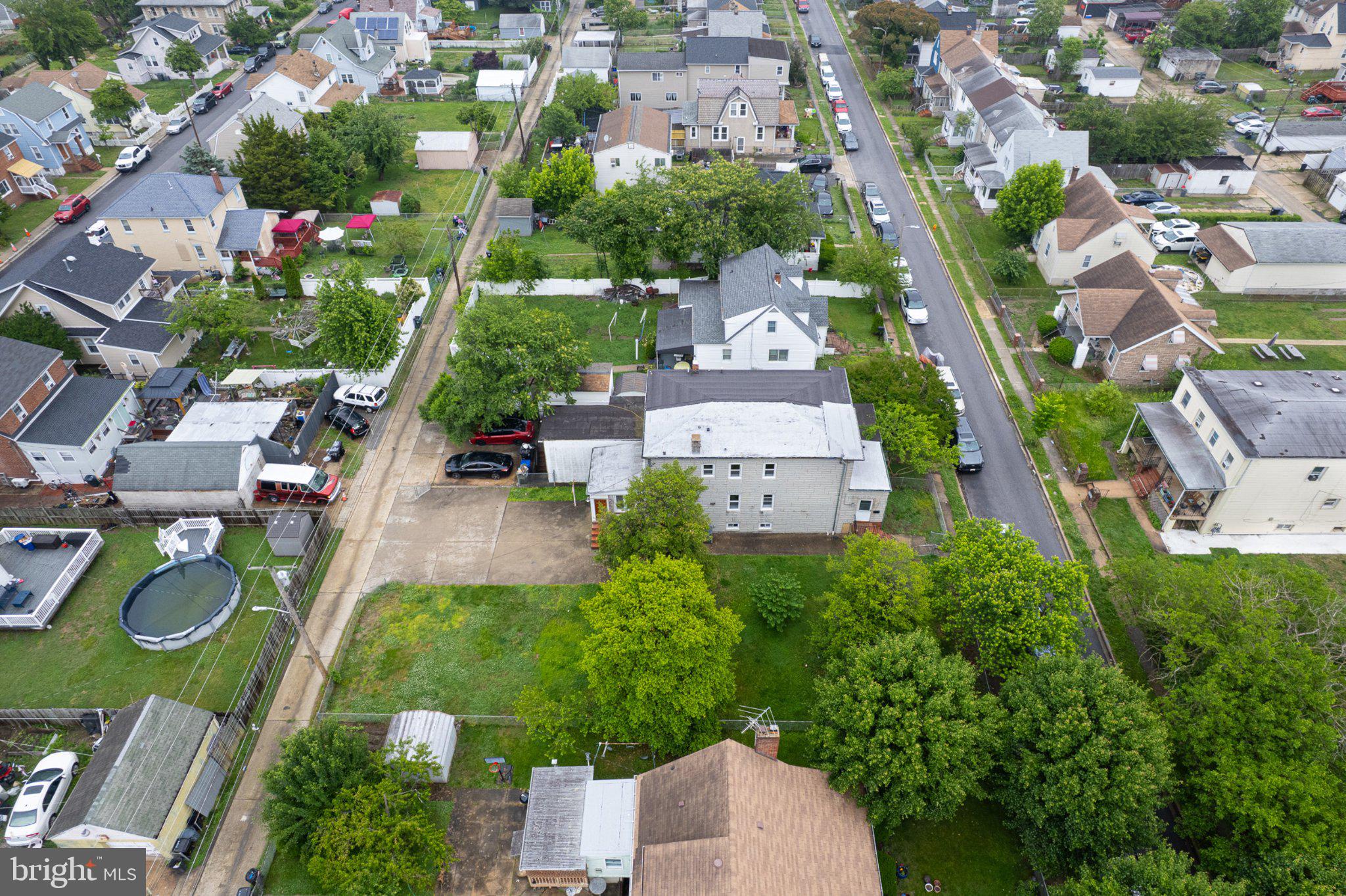 262 Colgate Baltimore, MD 21222 - Photo 19 of 48 Aerial view of a vibrant neighborhood.