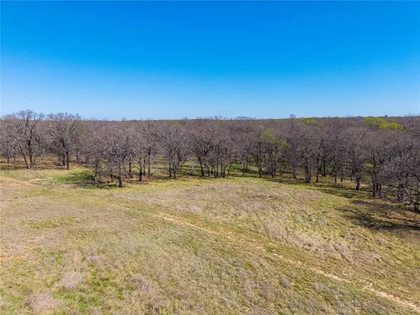 $220,000 | 209 Cr 464 De Leon Tx 76444, De Leon, TX 76444