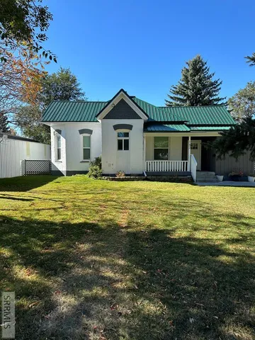 $320,000 | 182 South 1st West, Rigby, ID 83442