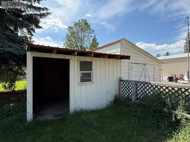 $320,000 | 182 South 1st West, Rigby, ID 83442